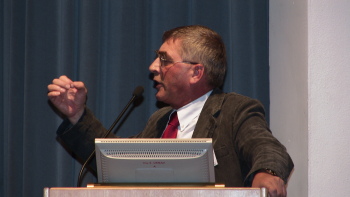 Vortrag von Prim. Univ.-Prof. Dr. A. Wicker (Salzburg)