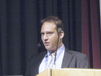 Vortrag von Dr. med. G. Riedmüller (Graz), Univ.-Prof. Dr. med. H. P. Dimai (Graz)